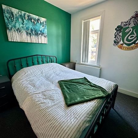 Wizards Corner Spacious 3 Bed Near Watford Junction Exterior photo