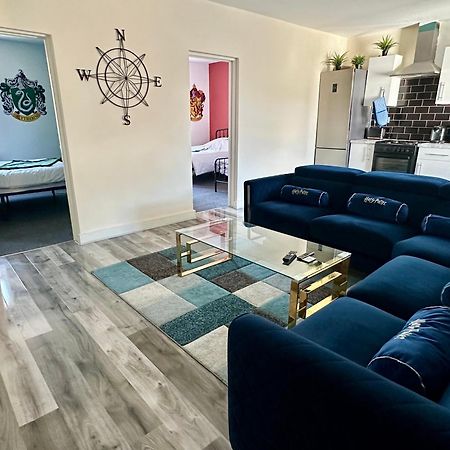 Wizards Corner Spacious 3 Bed Near Watford Junction Exterior photo