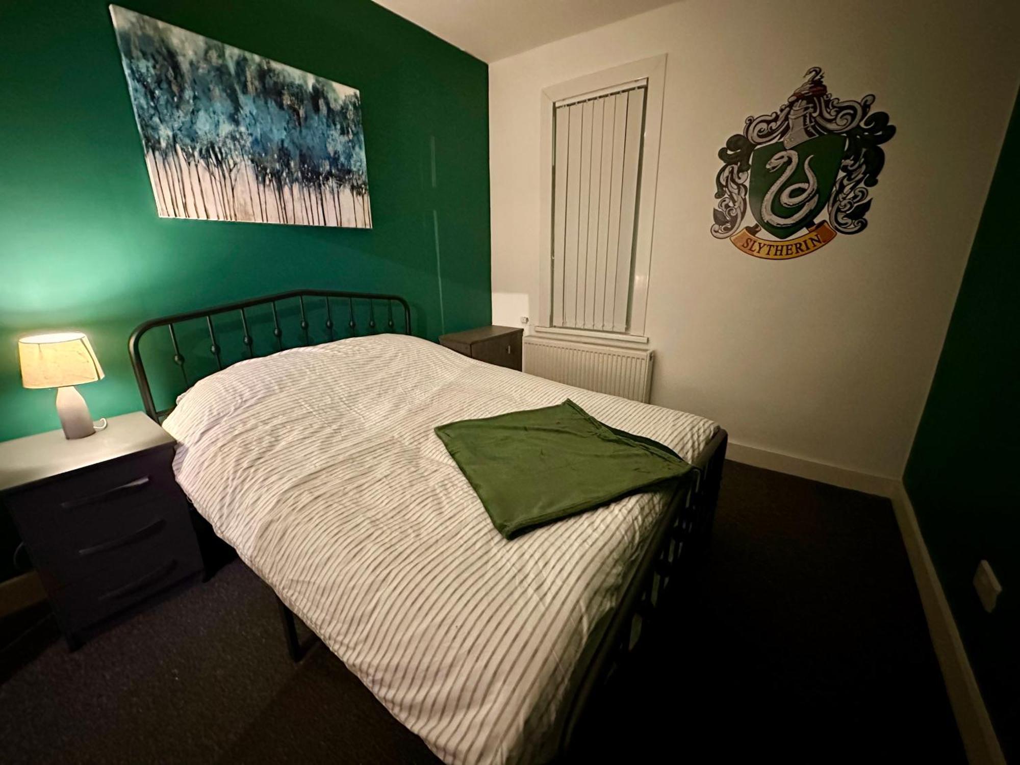 Wizards Corner Spacious 3 Bed Near Watford Junction Exterior photo