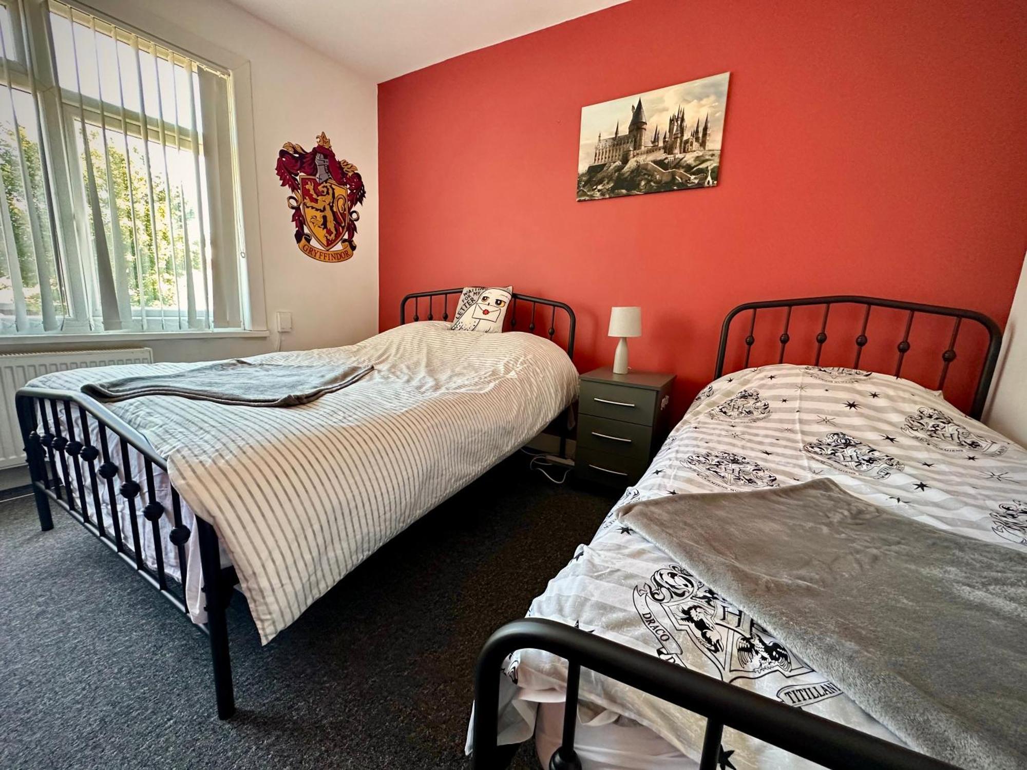 Wizards Corner Spacious 3 Bed Near Watford Junction Exterior photo
